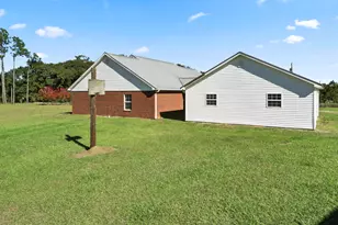 2683 Curlee Rd, Sneads, FL 32460 - Photo 14