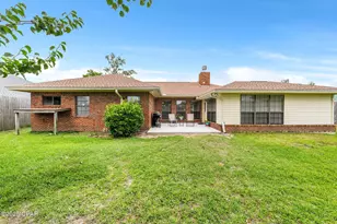 2707 Pembroke Dr, Panama City, FL 32405 - Photo 2