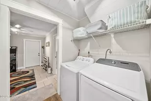 508 Krystal Ln, Lynn Haven, FL 32444 - Photo 16