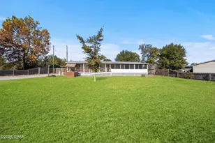 8355 Angie Cir, Panama City, FL 32404 - Photo 2