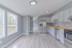 615 Sesame St, Wewahitchka, FL 32465 - Photo 8