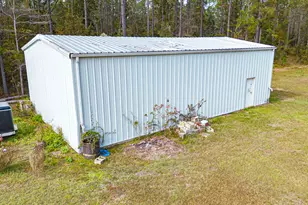 615 Sesame St, Wewahitchka, FL 32465 - Photo 36