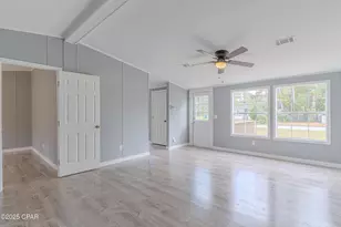 615 Sesame St, Wewahitchka, FL 32465 - Photo 4