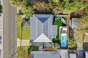 208 Malaga Pl, Panama City Beach, FL 32413 - Photo 46