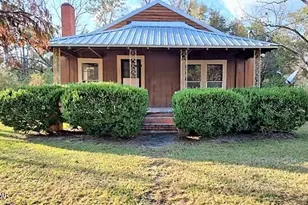 1562 Hwy 177A, Bonifay, FL 32425 - Photo 1