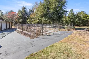 4686 Dunaway Rd, Bascom, FL 32423 - Photo 52