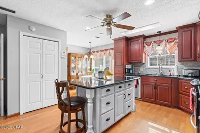 5381 College Drive, Graceville, FL 32440 - Photo 16