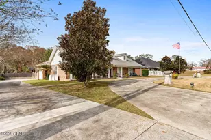 5381 College Dr, Graceville, FL 32440 - Photo 50