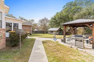 5381 College Dr, Graceville, FL 32440 - Photo 42