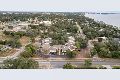 2026 Baker Court #15, Panama City, FL 32401 - Photo 4