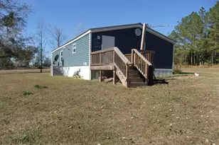 1097 Joy Meadows Cir, Bonifay, FL 32425 - Photo 36