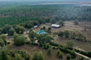 8225 SW County Road 12, Youngstown, FL 32466 - Photo 16