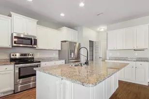 310 Confidence Wy, Southport, FL 32409 - Photo 12