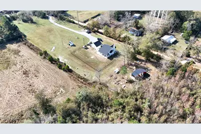 908 N Caryville Road, Bonifay, FL 32425 - Photo 16