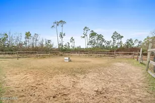 1735 E Callaway Dr, Panama City, FL 32404 - Photo 36