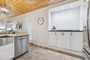 608 Seabreeze Dr, Panama City Beach, FL 32408 - Photo 10