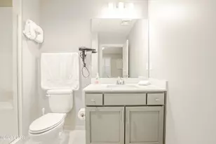 15928 Front Beach Rd, Panama City Beach, FL 32413 - Photo 24