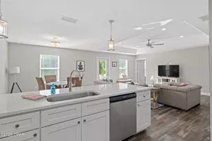 1709 Hickory Ave, Panama City, FL 32405 - Photo 18