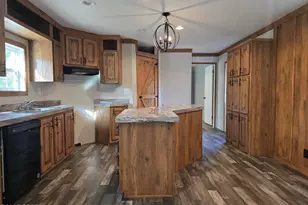 12319 Suncrest Dr, Fountain, FL 32438 - Photo 4