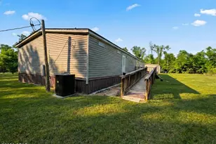 4296 Century Rd, Greenwood, FL 32443 - Photo 6
