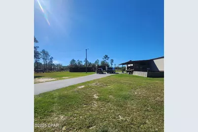 425 Coralvine Drive, Chipley, FL 32428 - Photo 8