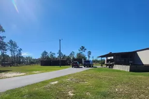 425 Coralvine Dr, Chipley, FL 32428 - Photo 8