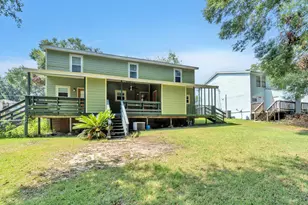 119-123 Hampton Dr, Crestview, FL 32539 - Photo 2