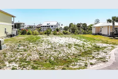 211 Kendra Davis Boulevard, Mexico Beach, FL 32456 - Photo 6