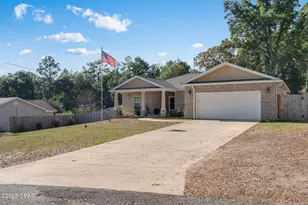 2012 N Pearl St, Crestview, FL 32536 - Photo 2