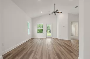 433 Wolcott Wy, Panama City Beach, FL 32413 - Photo 10