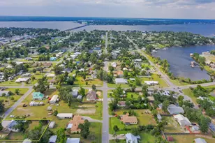 911 Indiana Ave, Lynn Haven, FL 32444 - Photo 6