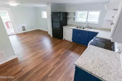 911 Indiana Avenue, Lynn Haven, FL 32444 - Photo 20