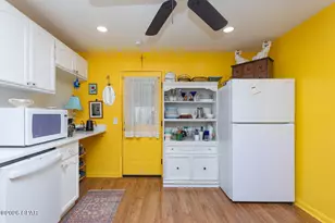 2511 Commander Rd, Southport, FL 32409 - Photo 4