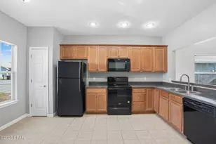 2902 Cocoa Ct, Panama City, FL 32405 - Photo 12