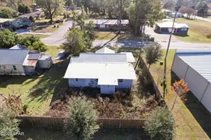 209 E North Ave, Bonifay, FL 32425 - Photo 24