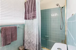 2540 Montyna Ln, Alford, FL 32420 - Photo 16