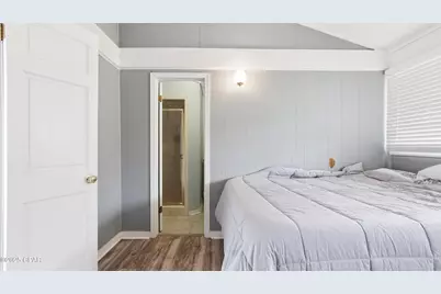 2540 Montyna Lane, Alford, FL 32420 - Photo 10