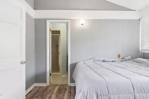 2540 Montyna Ln, Alford, FL 32420 - Photo 10