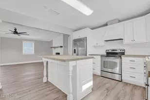 1851 Airport Cir, Panama City, FL 32405 - Photo 8