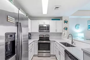 15928 Front Beach Rd, Panama City Beach, FL 32413 - Photo 4