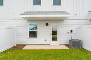 320 Chateau Ln, Port Saint Joe, FL 32456 - Photo 28