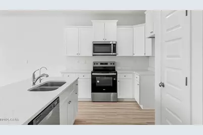 332 Chateau Lane, Port Saint Joe, FL 32456 - Photo 8