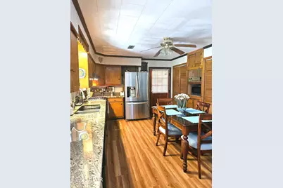 5459 Highway 2, Bascom, FL 32423 - Photo 10