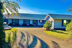 711 Bluefish Dr, Panama City, FL 32408 - Photo 2