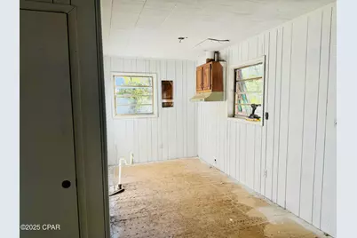 101 W Live Oak Avenue, Defuniak Springs, FL 32435 - Photo 10