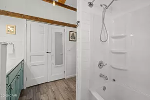 209 E Lakeshore Dr, Panama City Beach, FL 32413 - Photo 18