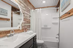 209 E Lakeshore Dr, Panama City Beach, FL 32413 - Photo 22