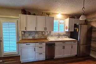 1556 Cherry St, Ponce de Leon, FL 32455 - Photo 12