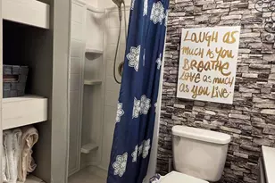 1556 Cherry St, Ponce de Leon, FL 32455 - Photo 16