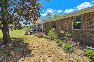 1556 Cherry St, Ponce de Leon, FL 32455 - Photo 2